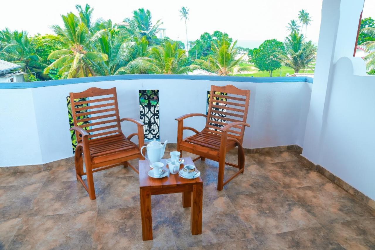 Chami Villa Bentota Esterno foto