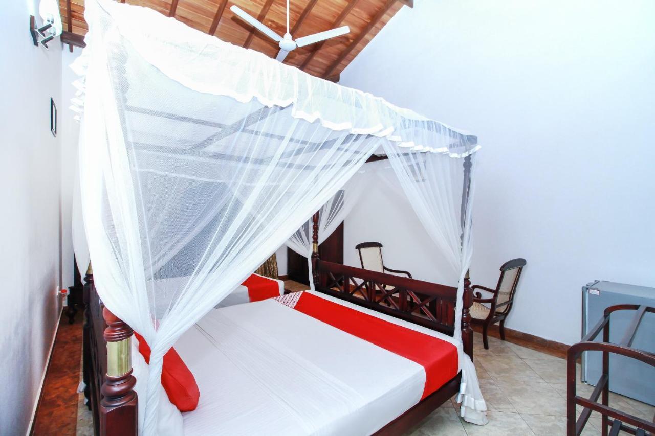 Chami Villa Bentota Esterno foto