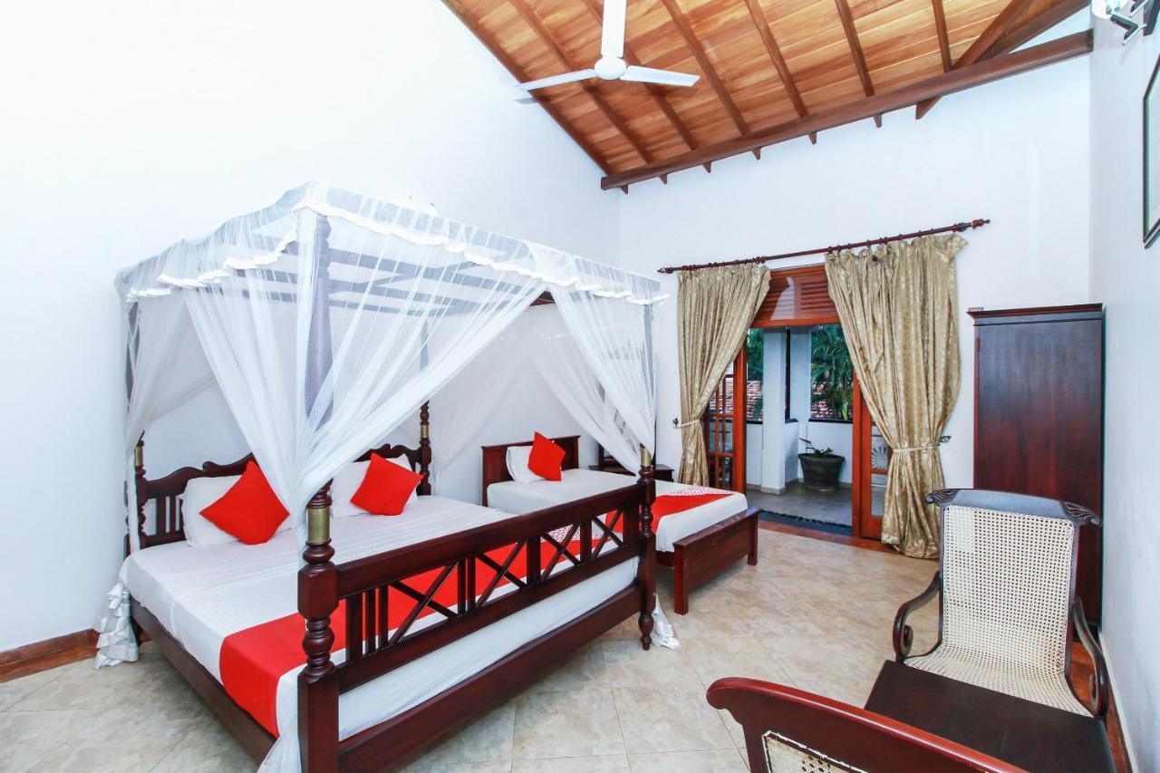 Chami Villa Bentota Esterno foto